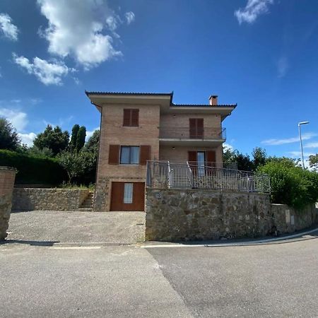 Casa Vacanze La Pineta Montalcino Eksteriør bilde